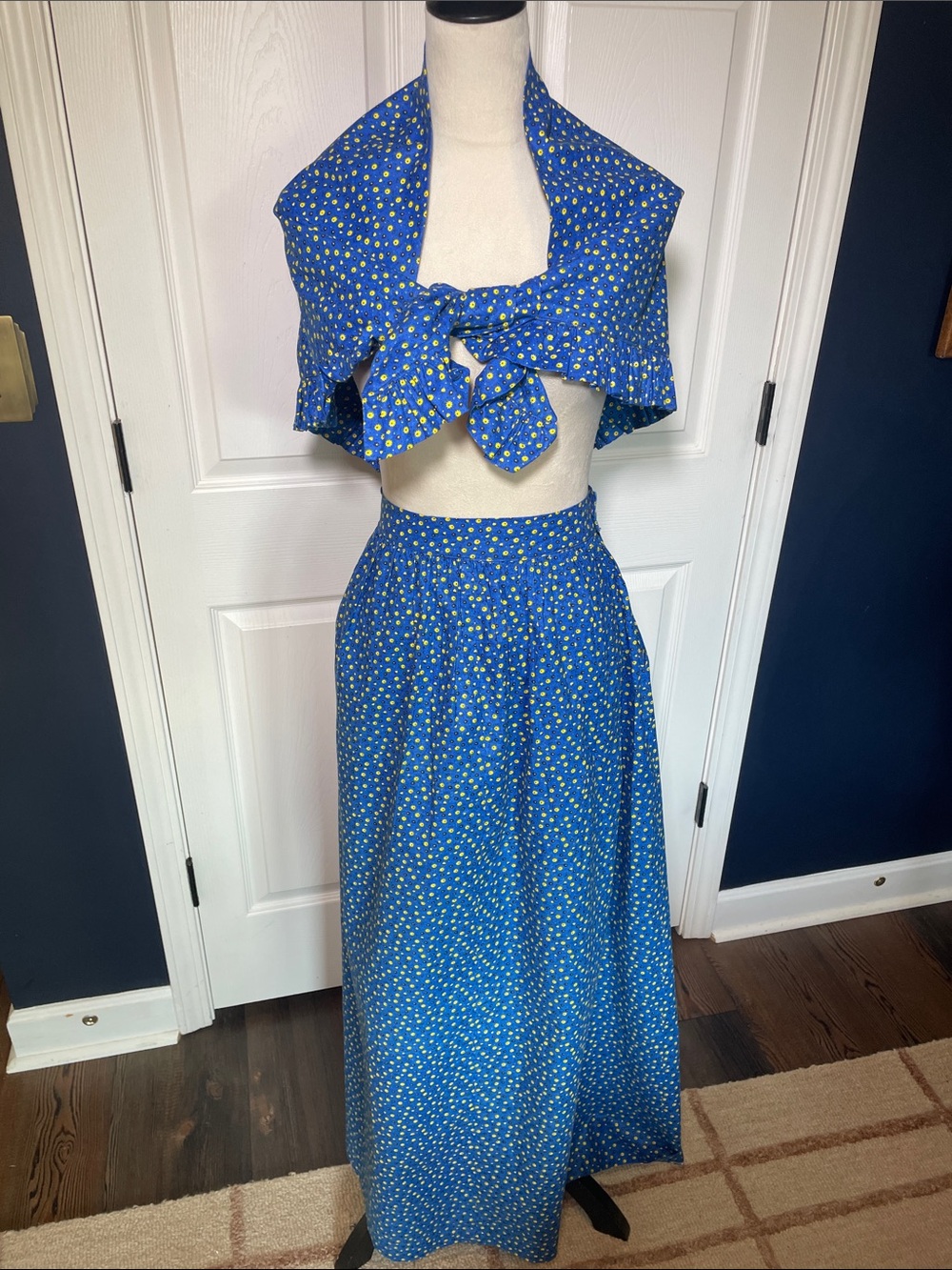 Vintage Handmade 2 Piece Calico Set Blue Floral Shawl & Maxi Skirt Size XL
